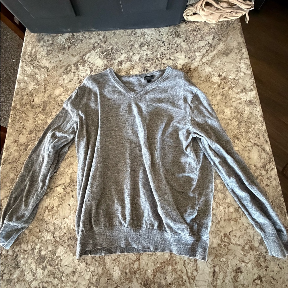 J. Crew Men's Light Gray V-Neck Sweater